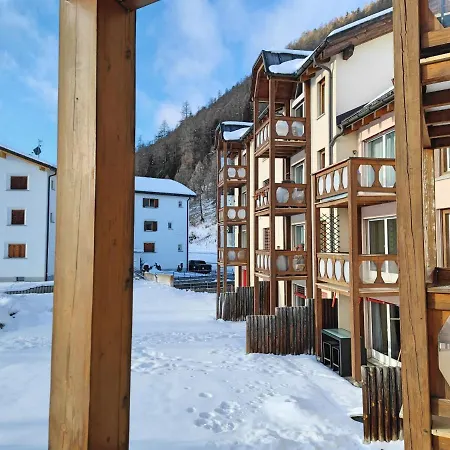 Budget Furnished Celerina Apartment Celerina/Schlarigna