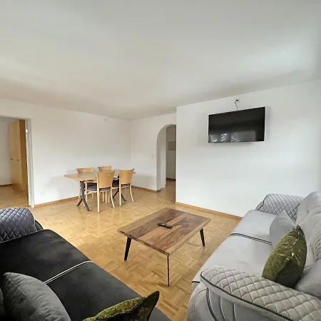 Budget Furnished Celerina Apartment Celerina/Schlarigna